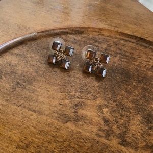 Vintage Light Root Beer Tone Pierced Earrings
